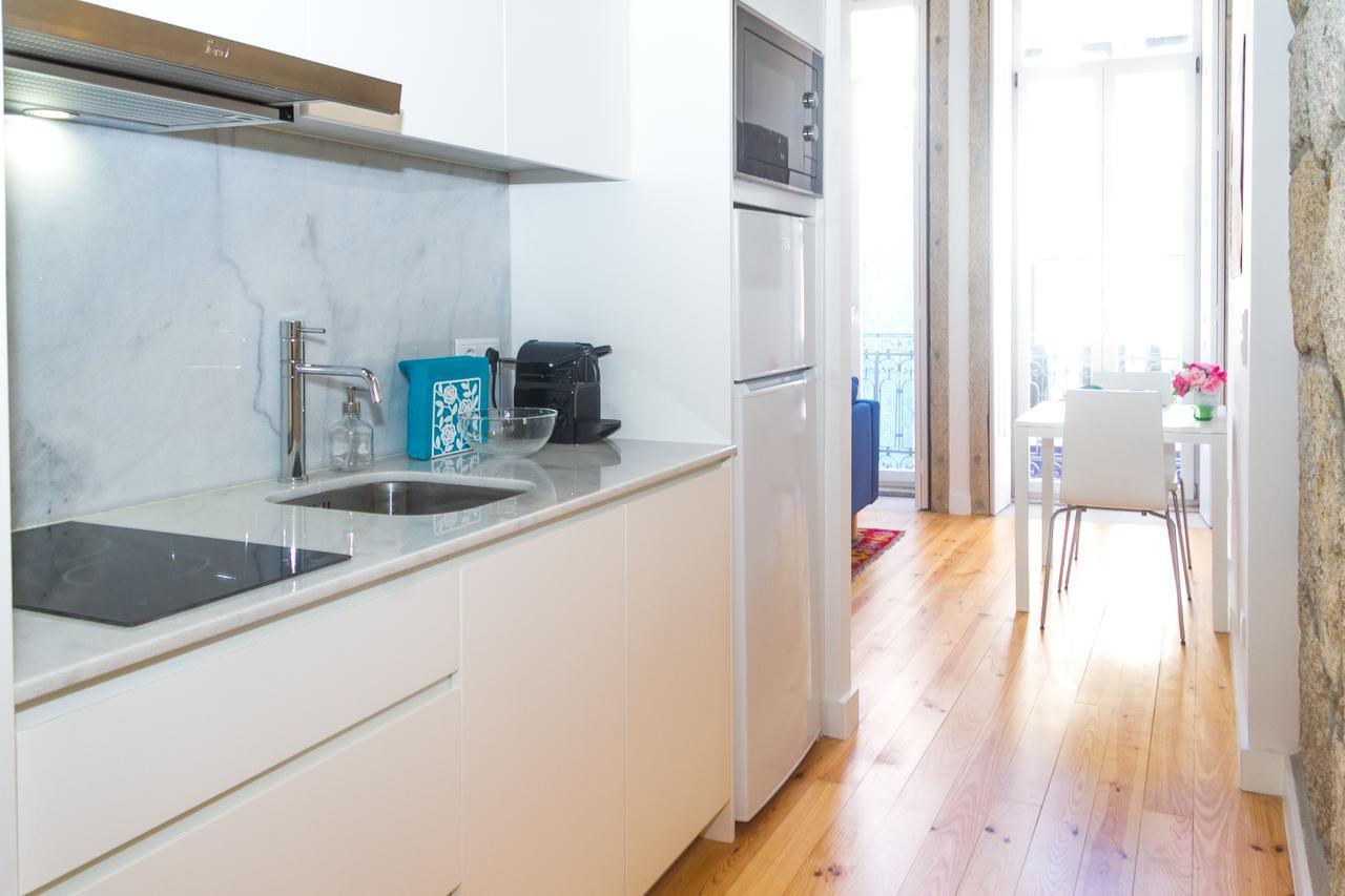 Bright Apartment • Downtown Порто Екстериор снимка