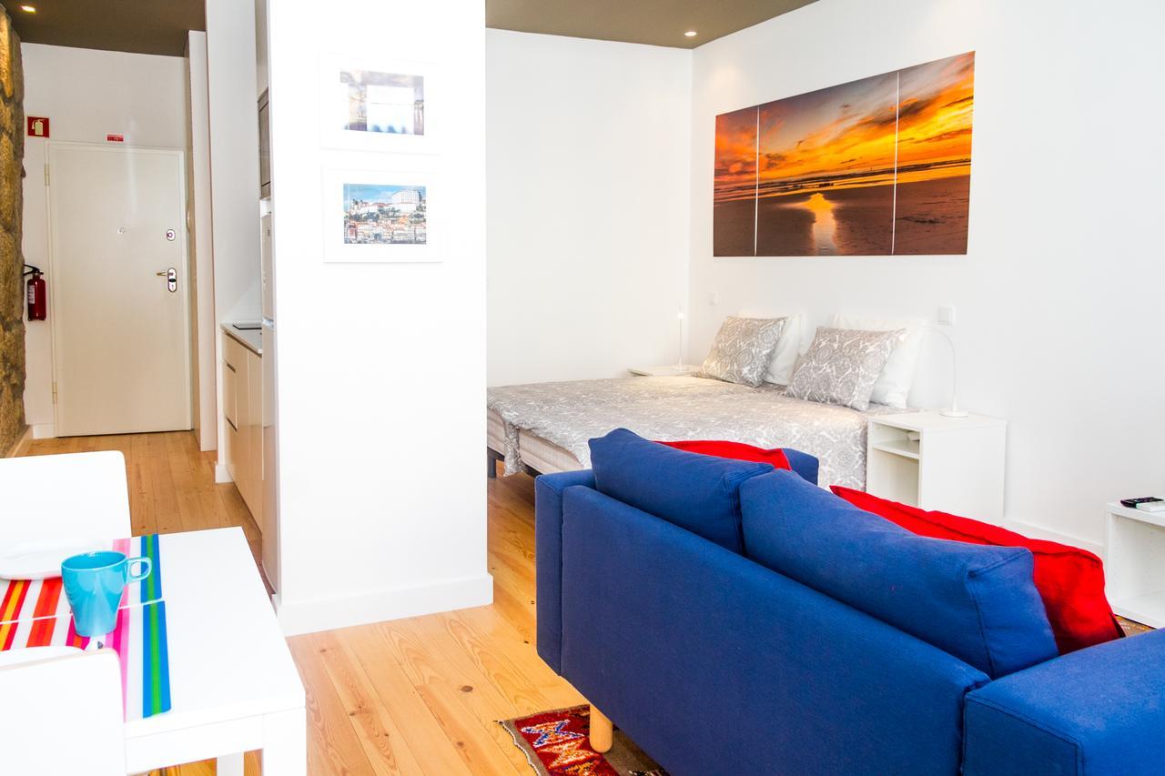 Bright Apartment • Downtown Порто Екстериор снимка